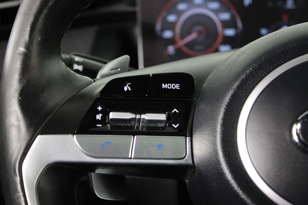 Certified 2022 Hyundai Tucson Limited FWD image 29