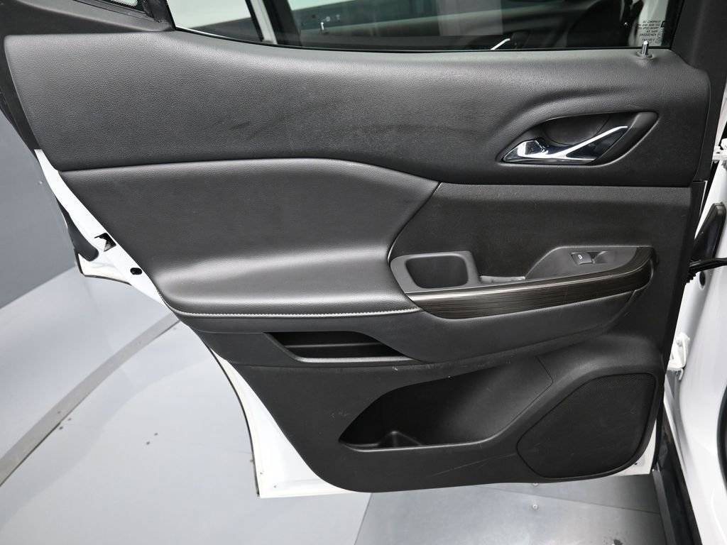 Used 2018 GMC Acadia SLT image 36