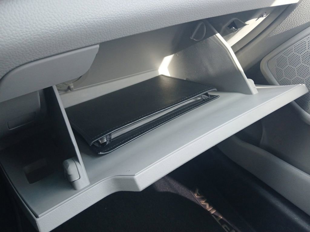 Used 2013 Kia Optima LX image 31