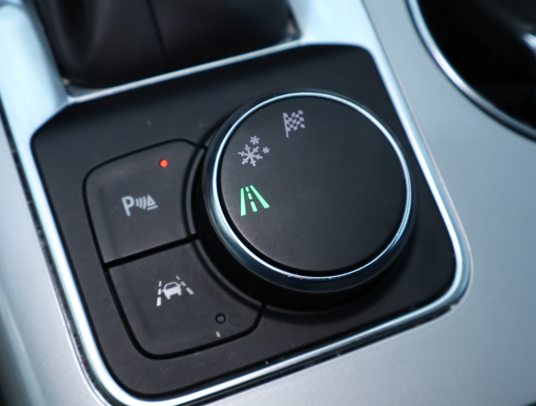 Used 2024 Chevrolet Blazer LT w/ Convenience Package FWD image 19
