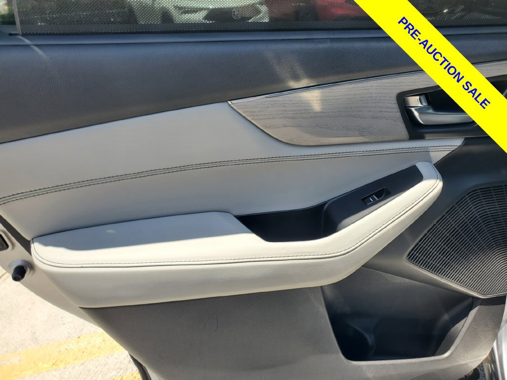 Certified 2024 Acura MDX w/ Advance Package AWD/4WD image 16