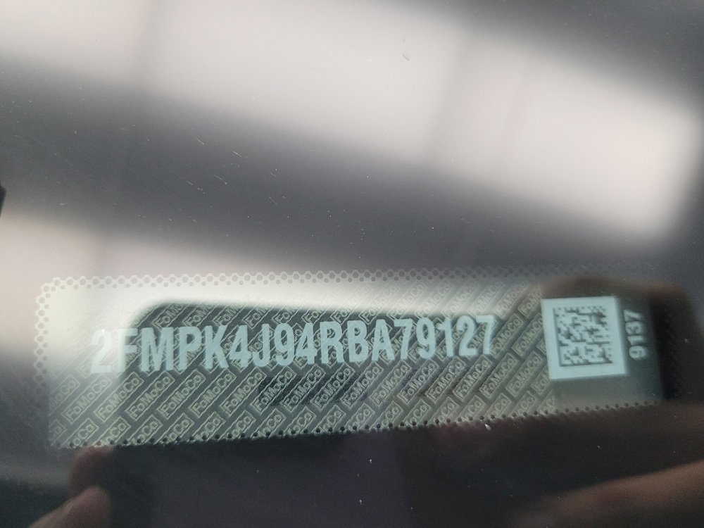 Used 2024 Ford Edge SEL image 33