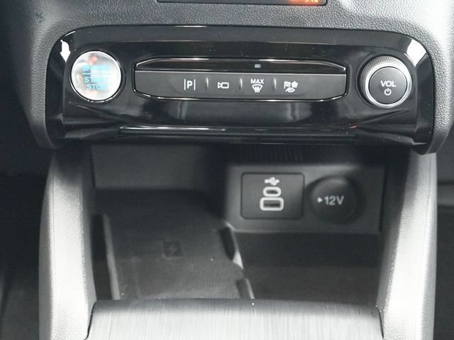 New 2025 Ford Escape SE w/ PHEV Premium Package FWD image 17