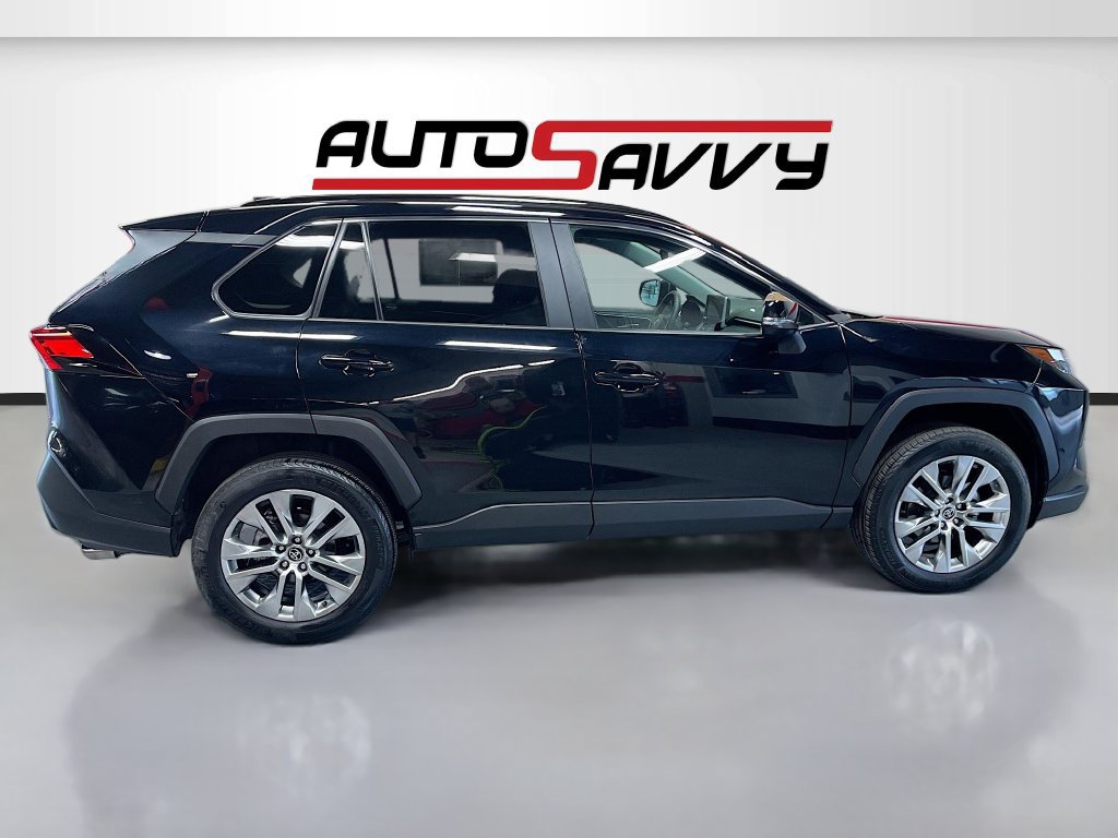 Used 2025 Toyota RAV4 XLE Premium AWD/4WD image 8