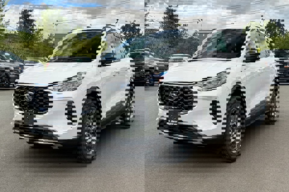 New 2025 Ford Escape ST-Line w/ Tech Pack #1 image 7