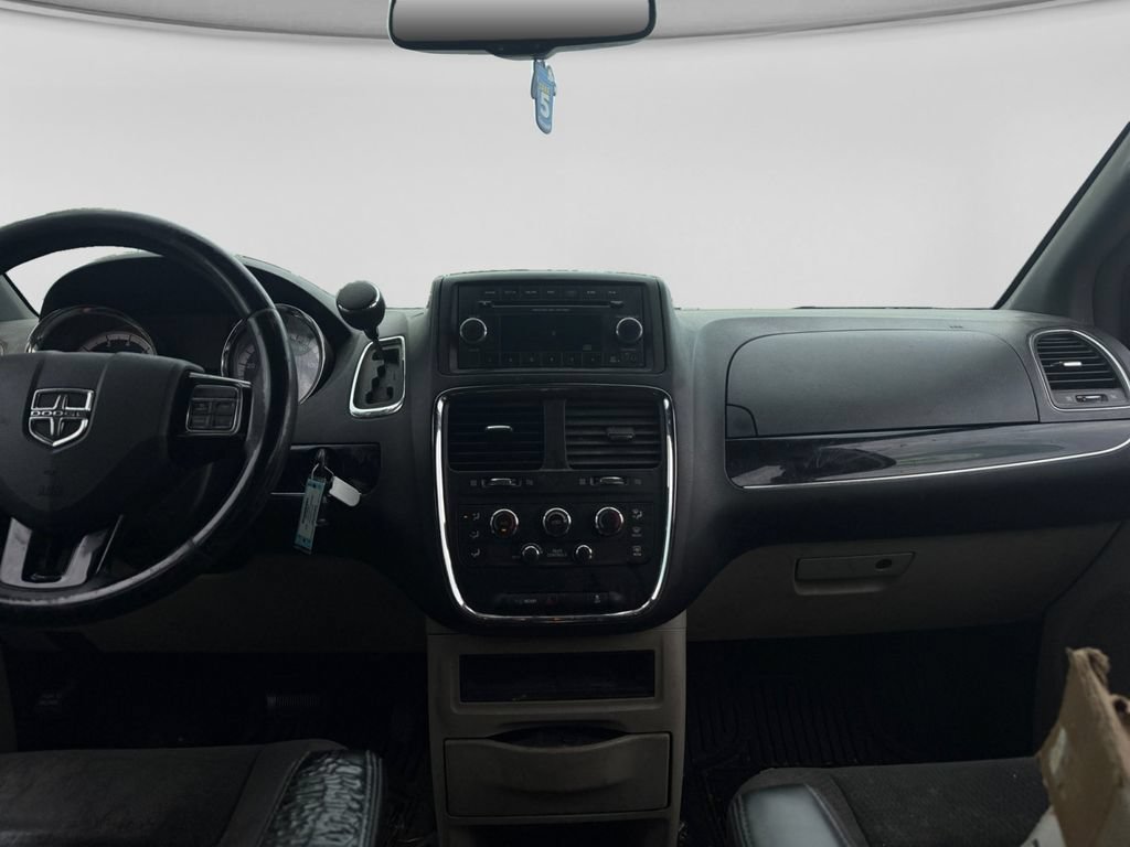 Used 2015 Dodge Grand Caravan SE FWD image 23