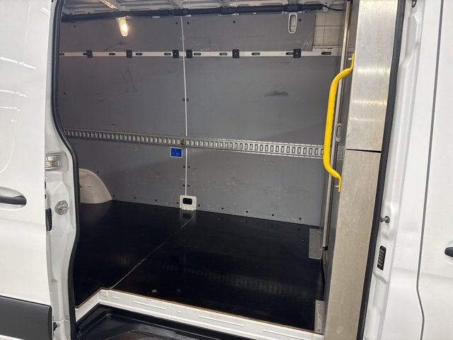 Used 2019 Freightliner Sprinter 2500 image 18
