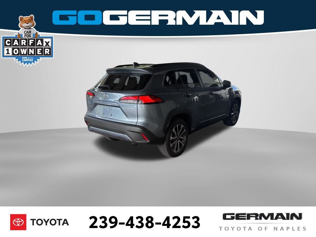 Used 2023 Toyota Corolla Cross XLE w/ Convenience Package image 9