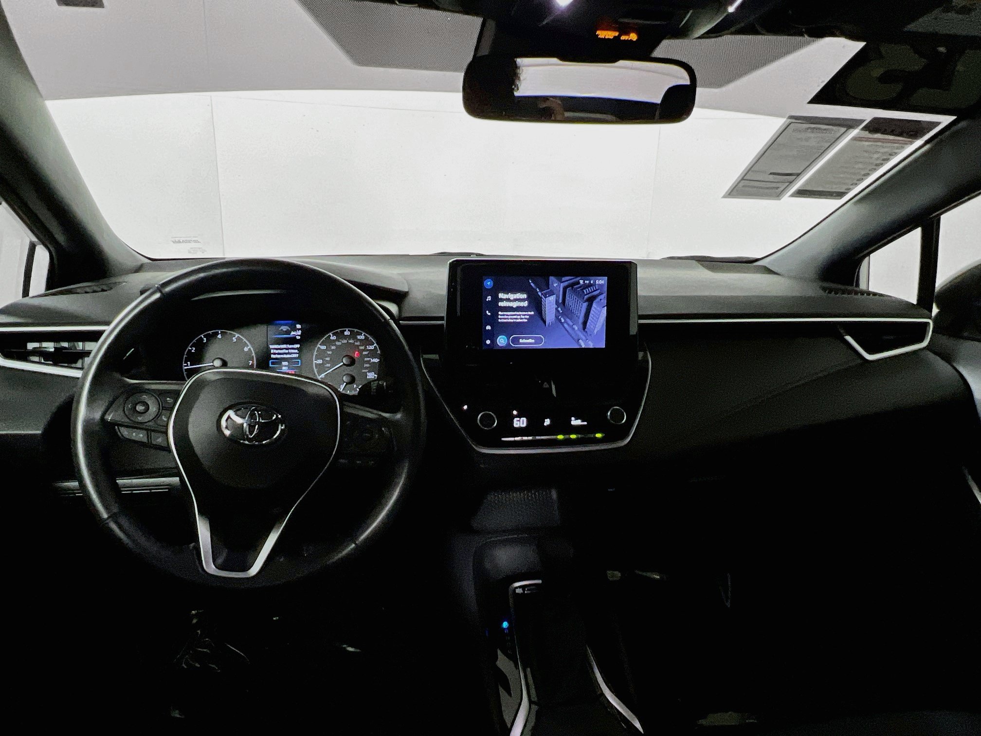 Used 2023 Toyota Corolla SE FWD image 30