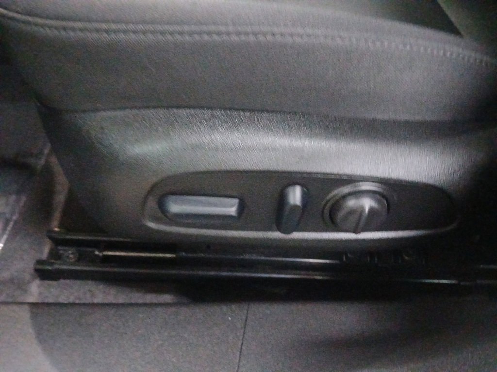 Used 2024 Chevrolet Malibu LT image 17