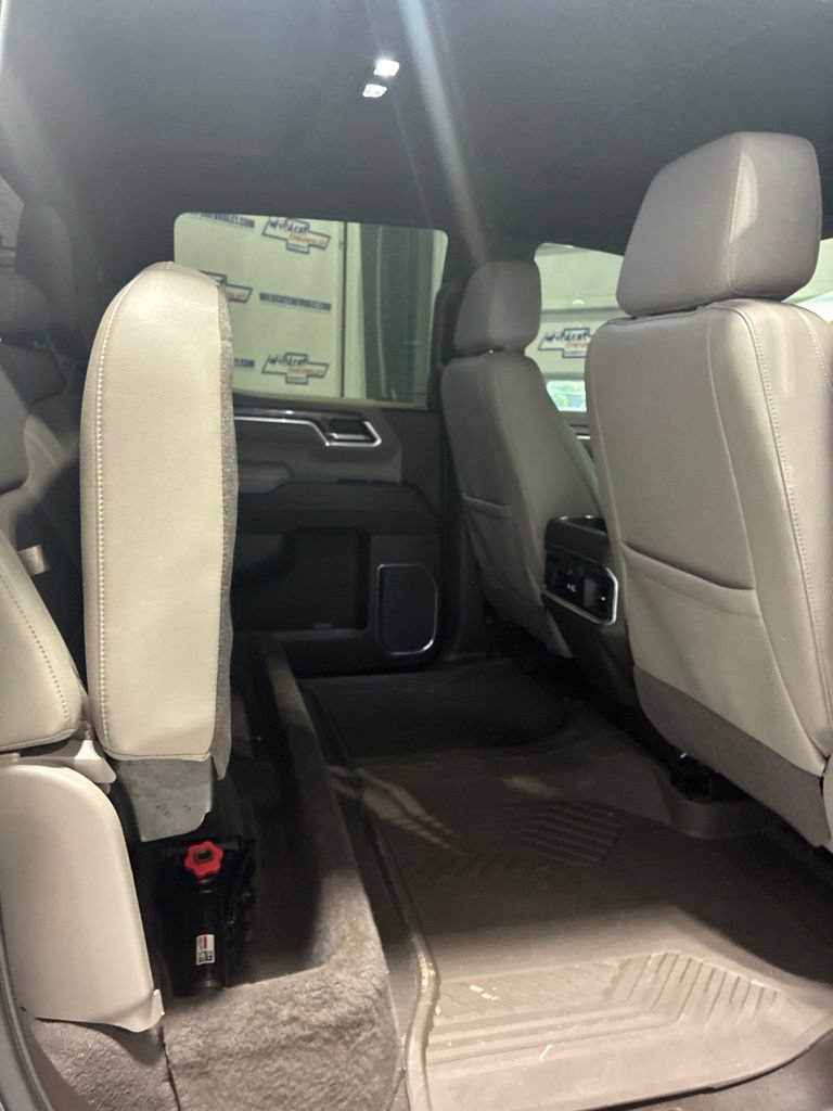 Used 2022 Chevrolet Silverado 1500 LTZ w/ Z71 Off-Road Package AWD/4WD image 41