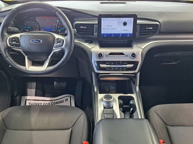 Used 2023 Ford Explorer XLT AWD/4WD image 26