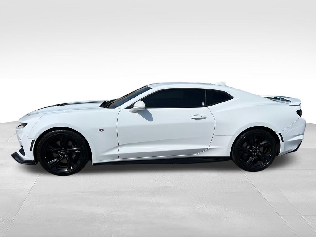 Used 2021 Chevrolet Camaro SS RWD image 2