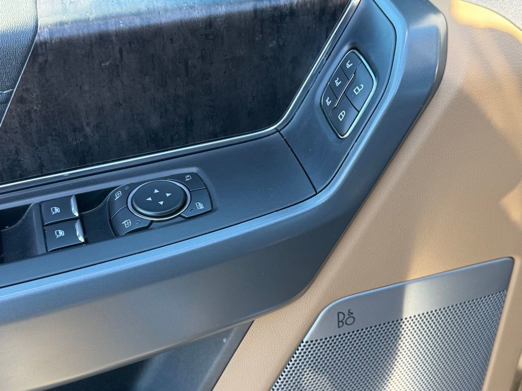 Used 2022 Ford F150 Lariat w/ Max Trailer Tow Package image 21