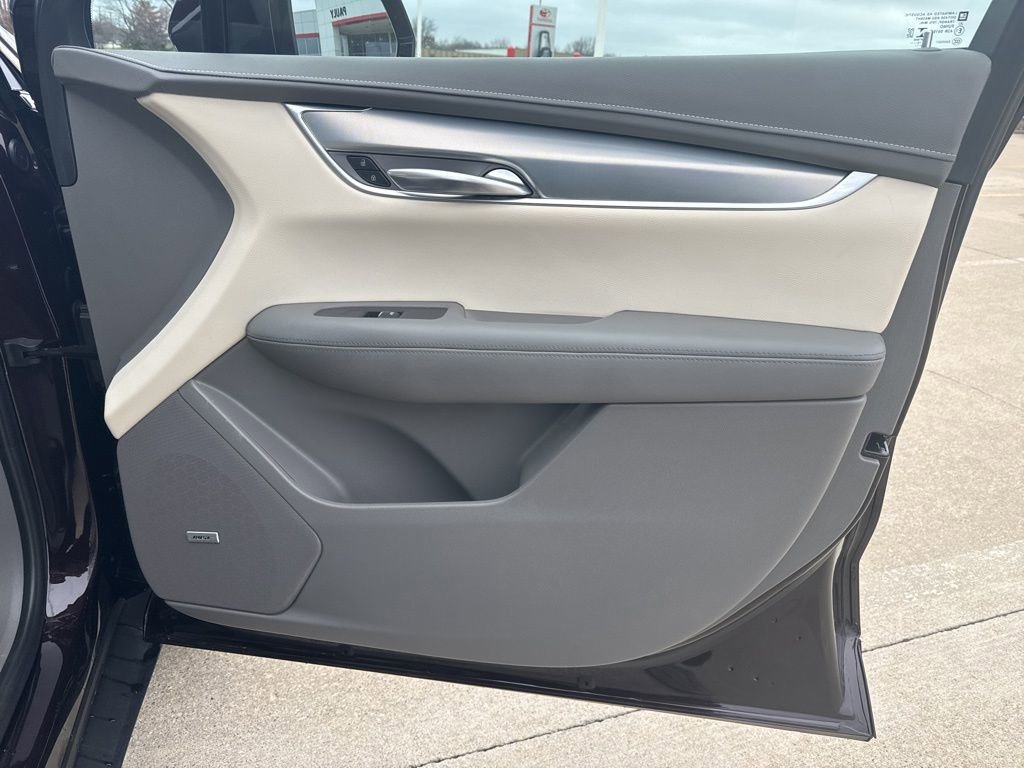 Used 2020 Cadillac XT5 Premium Luxury image 21