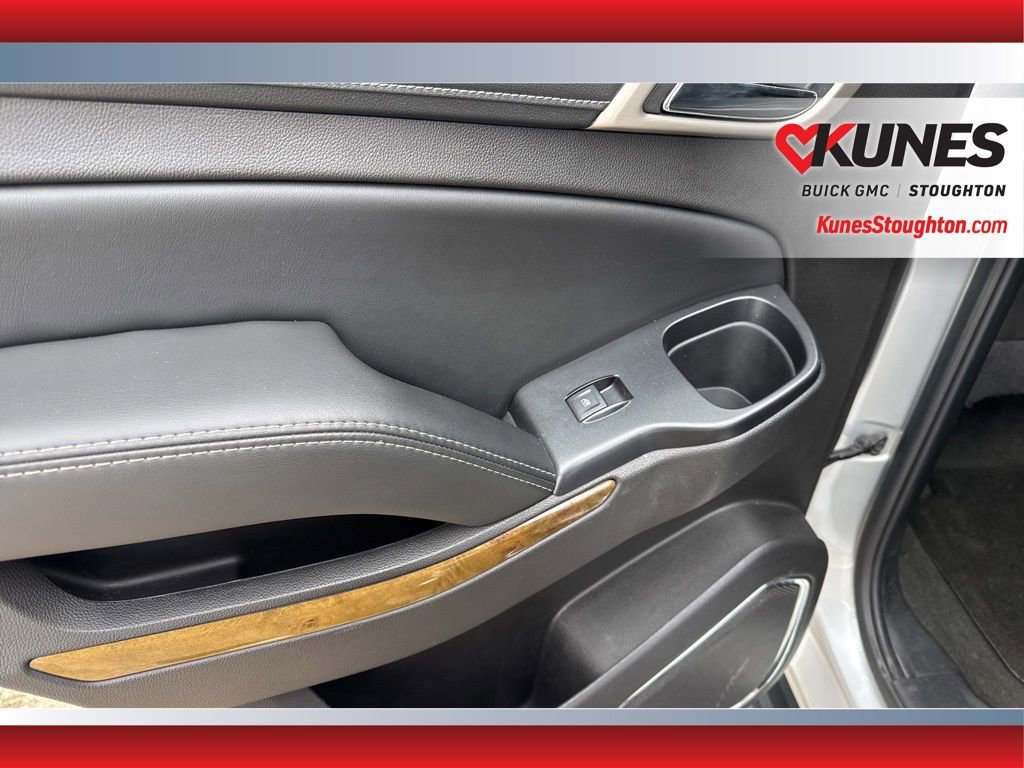 Used 2017 GMC Yukon Denali w/ Open Road Package image 35