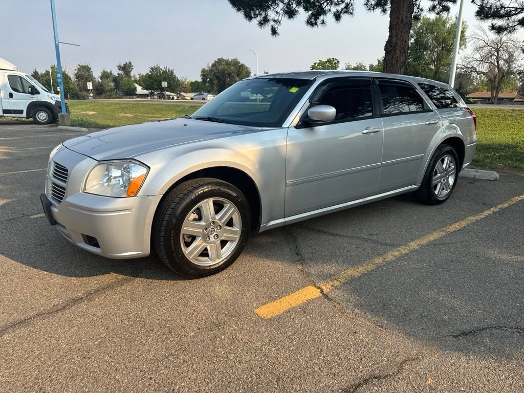 Used 2007 Dodge Magnum SXT w/ Convenience Group III