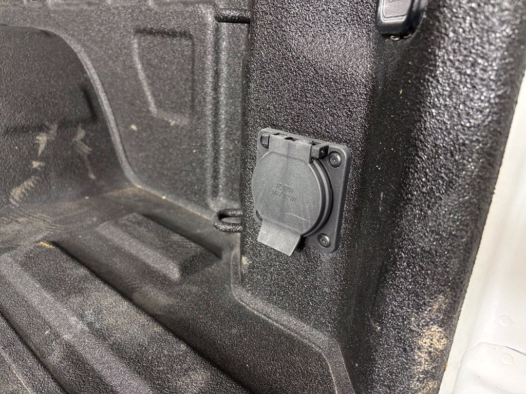 Used 2023 Chevrolet Silverado 1500 LT AWD/4WD image 38