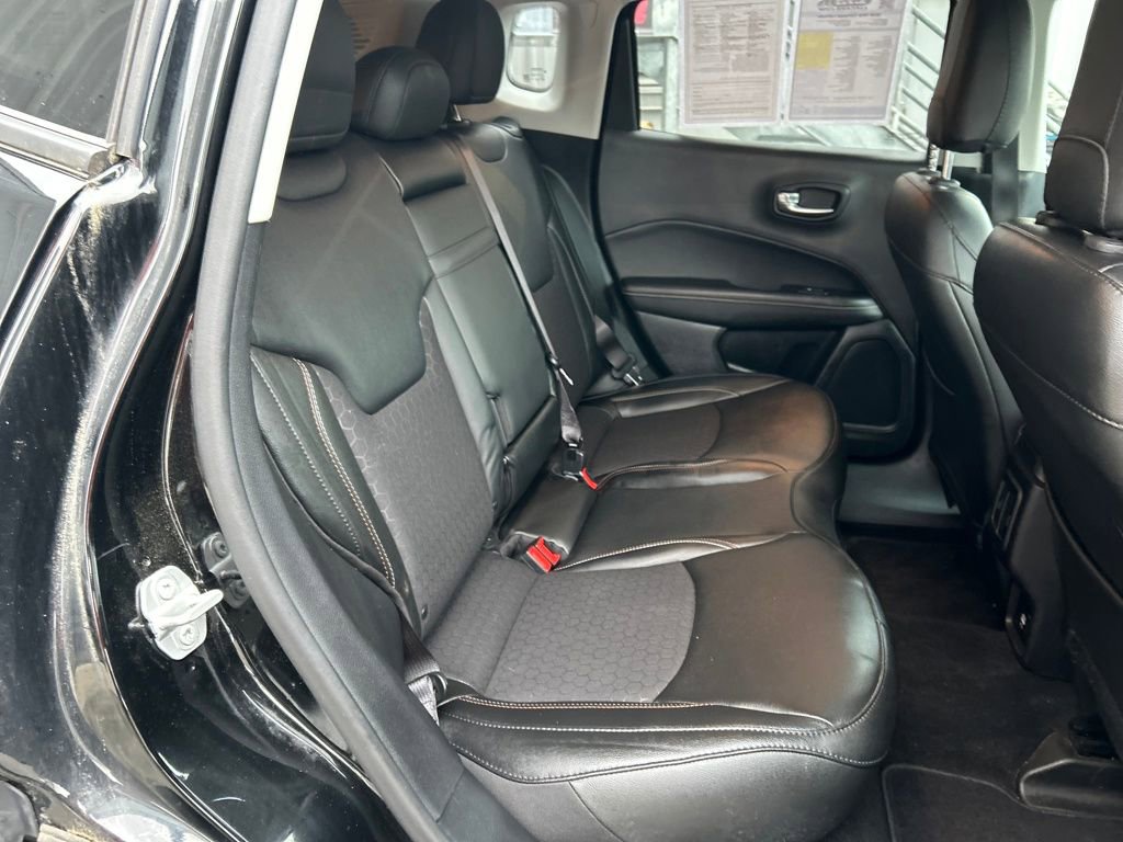 Used 2020 Jeep Compass Latitude image 25