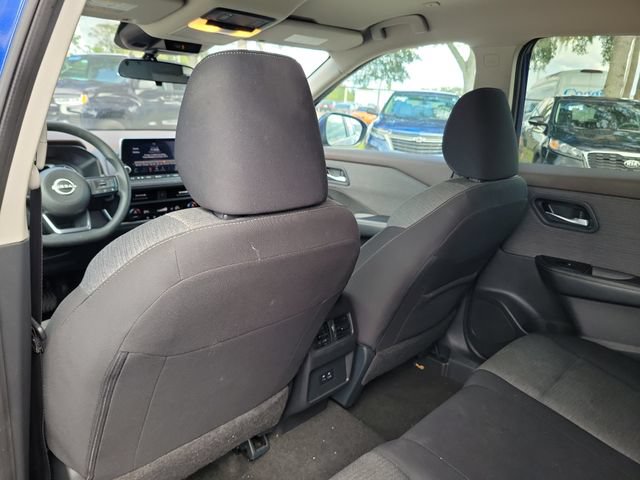 Used 2023 Nissan Rogue SV FWD image 15