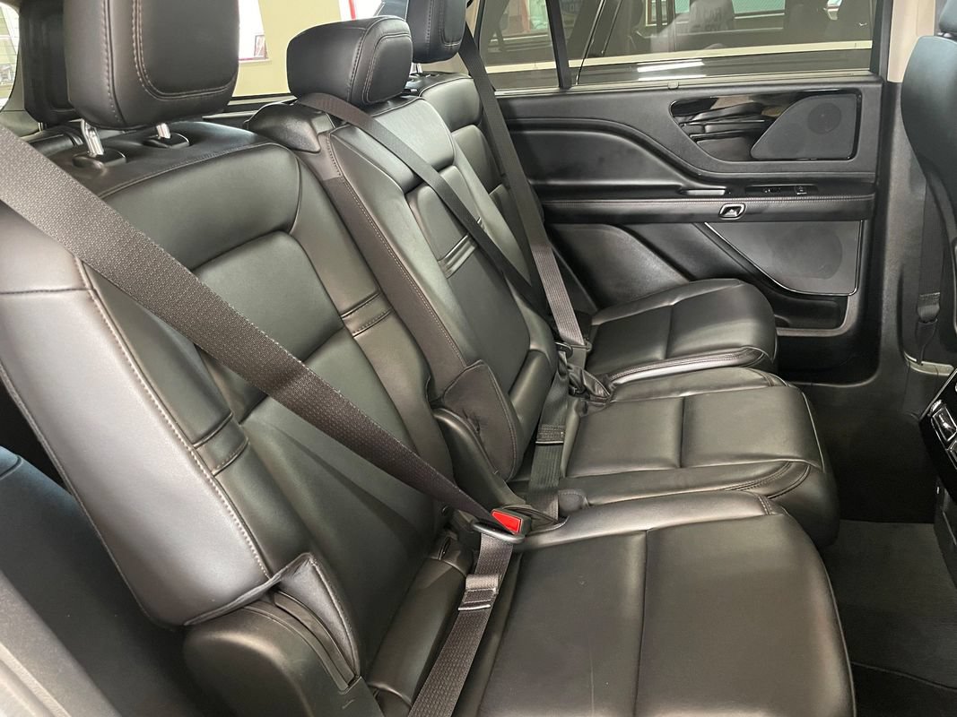Used 2023 Lincoln Aviator AWD image 21