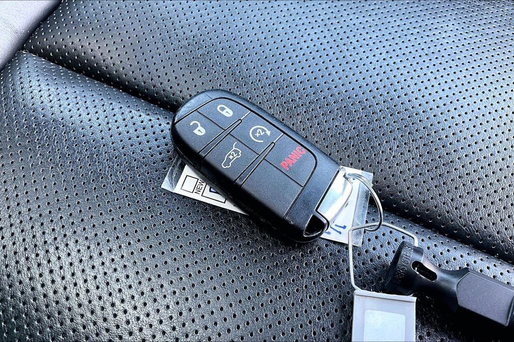 Used 2024 Dodge Durango R/T image 11