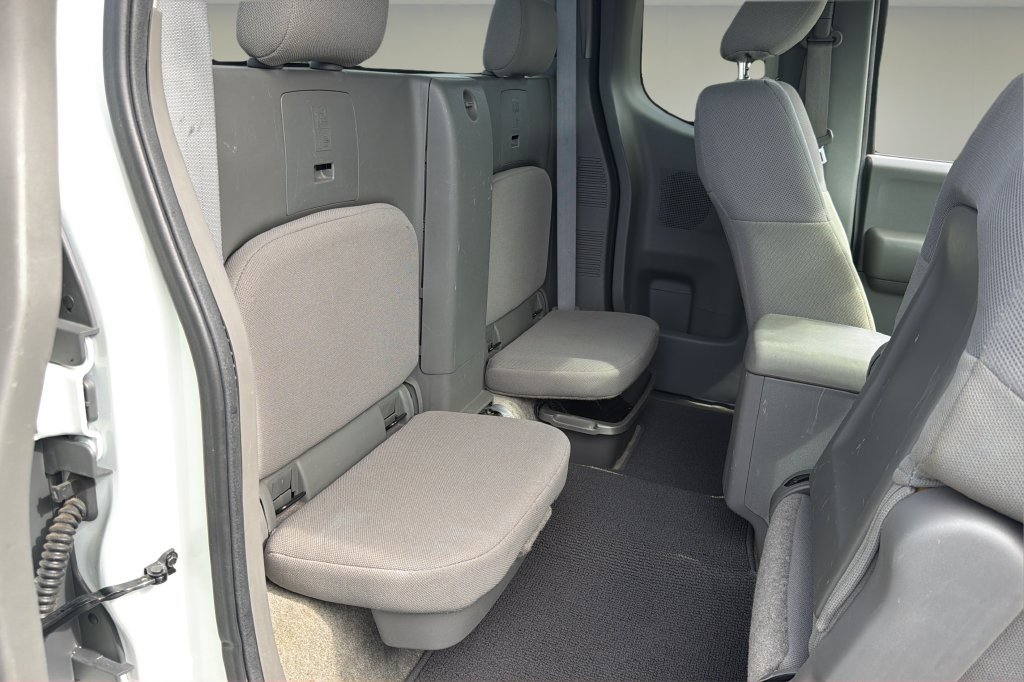 Used 2014 Nissan Frontier S w/ S Preferred Package RWD image 18