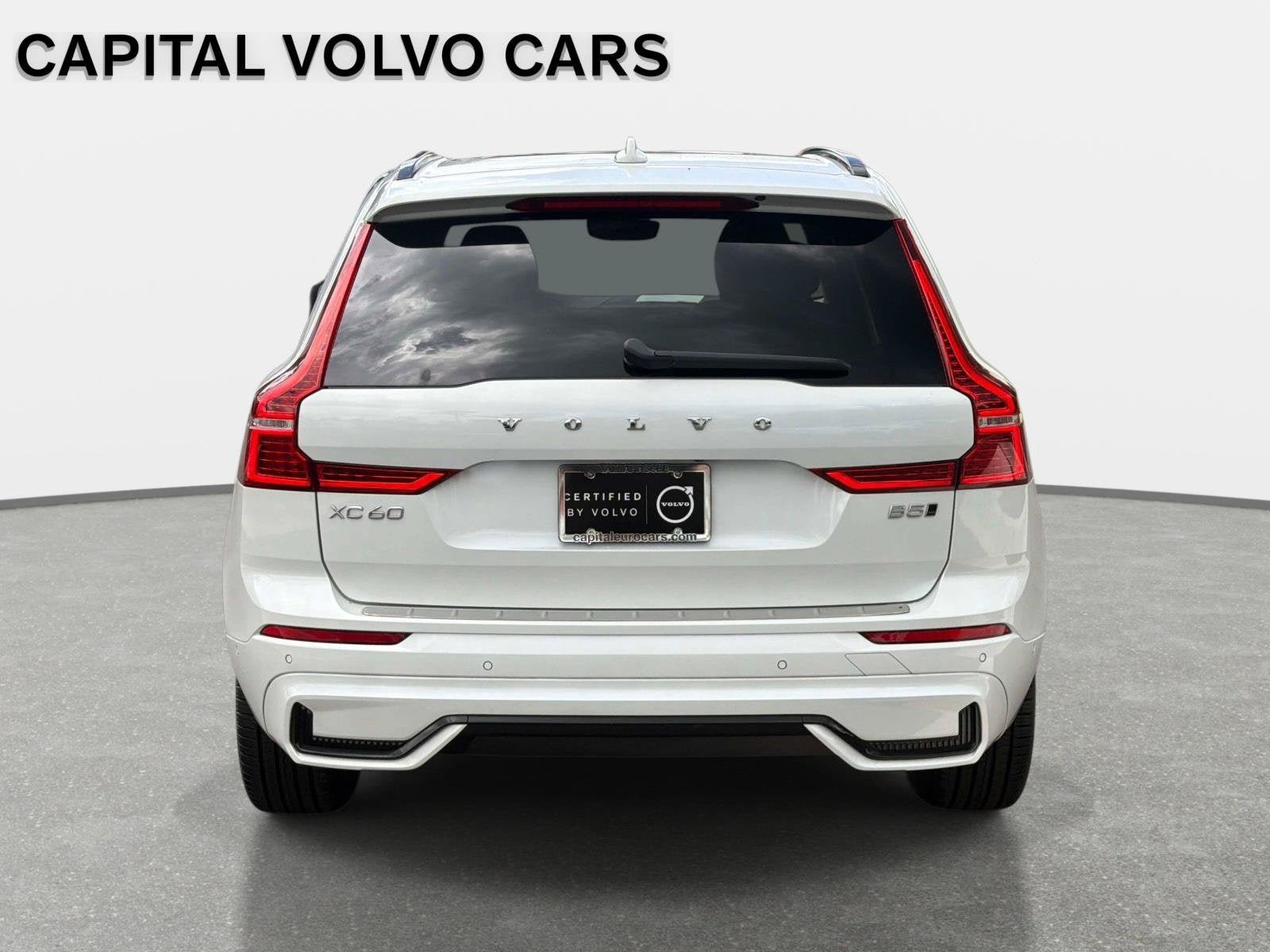 Certified 2024 Volvo XC60 B5 Plus w/ Protection Package Premier AWD/4WD image 6
