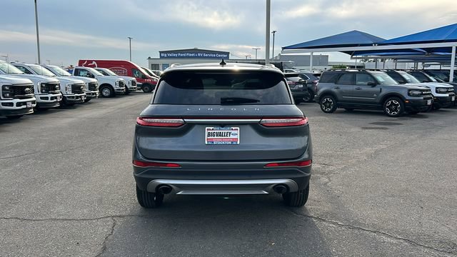 Used 2022 Lincoln Corsair Standard w/ Equipment Group 101A image 4