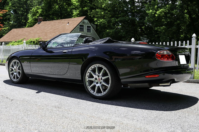 Used 2002 Jaguar XK8 Convertible RWD image 4
