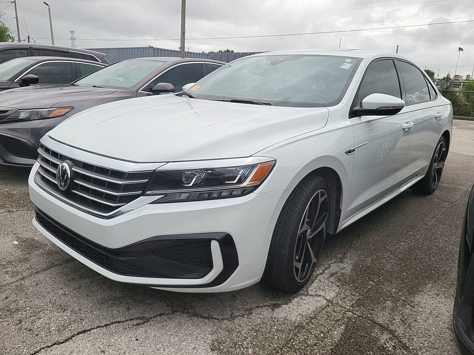 Used 2021 Volkswagen Passat 2.0T R-Line