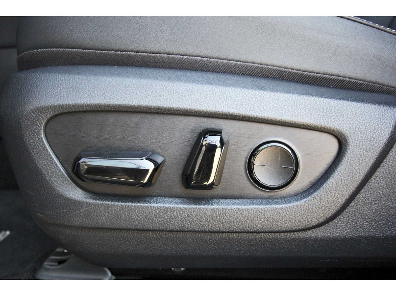Used 2025 Lexus RX 350 Premium Plus w/ Accessory Package (Z1) FWD image 26