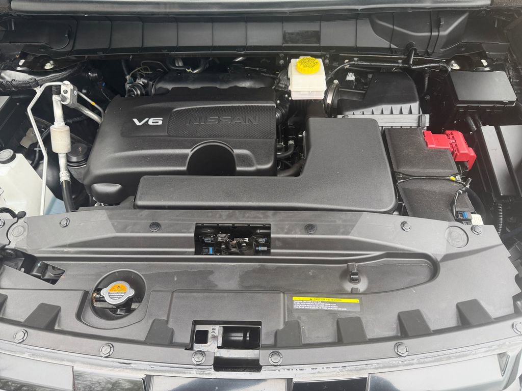 Used 2023 Nissan Pathfinder Platinum image 20