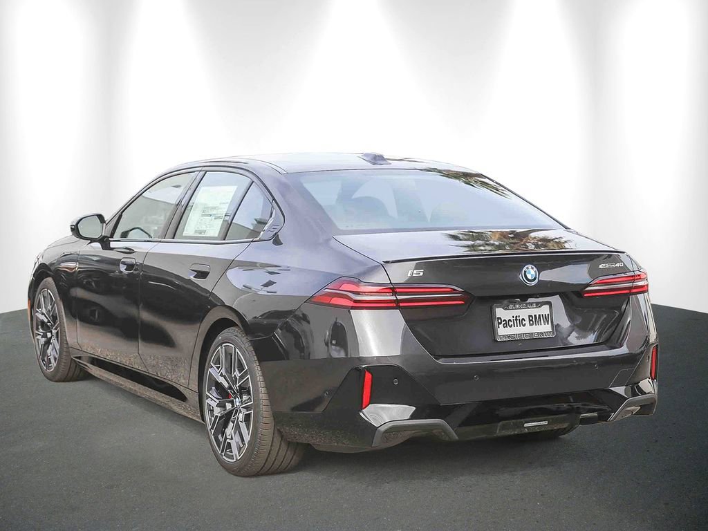 New 2026 BMW i5 eDrive40 w/ M Sport Package RWD image 4