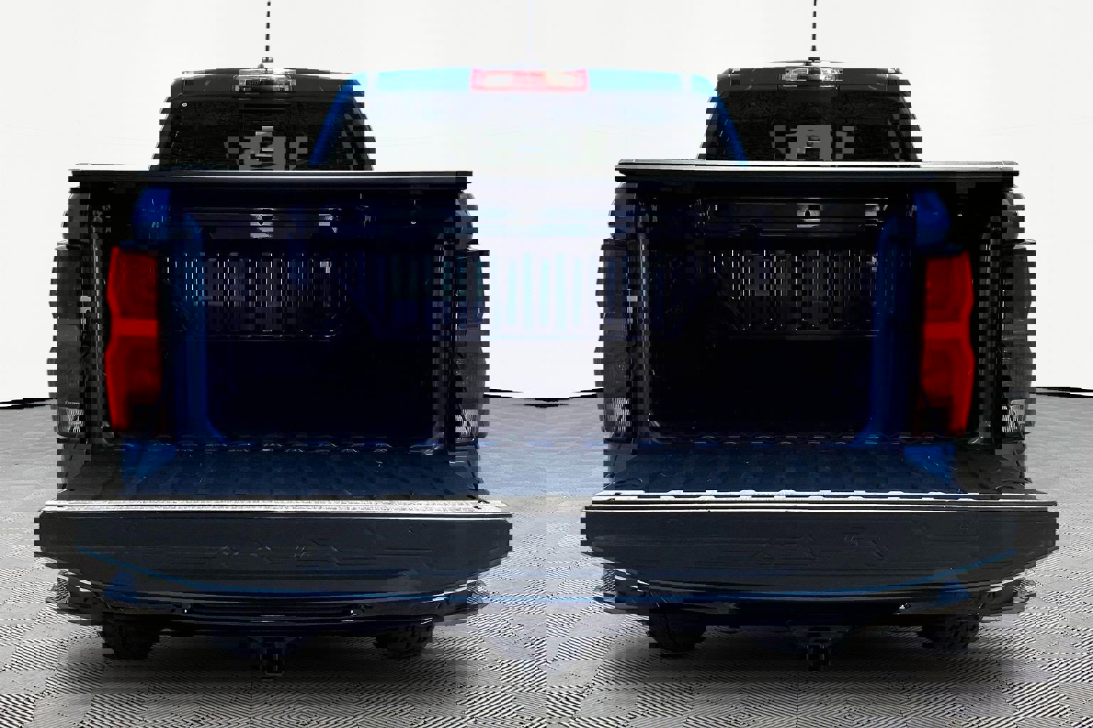 Used 2024 Chevrolet Colorado Z71 w/ Advanced Trailering Package image 7