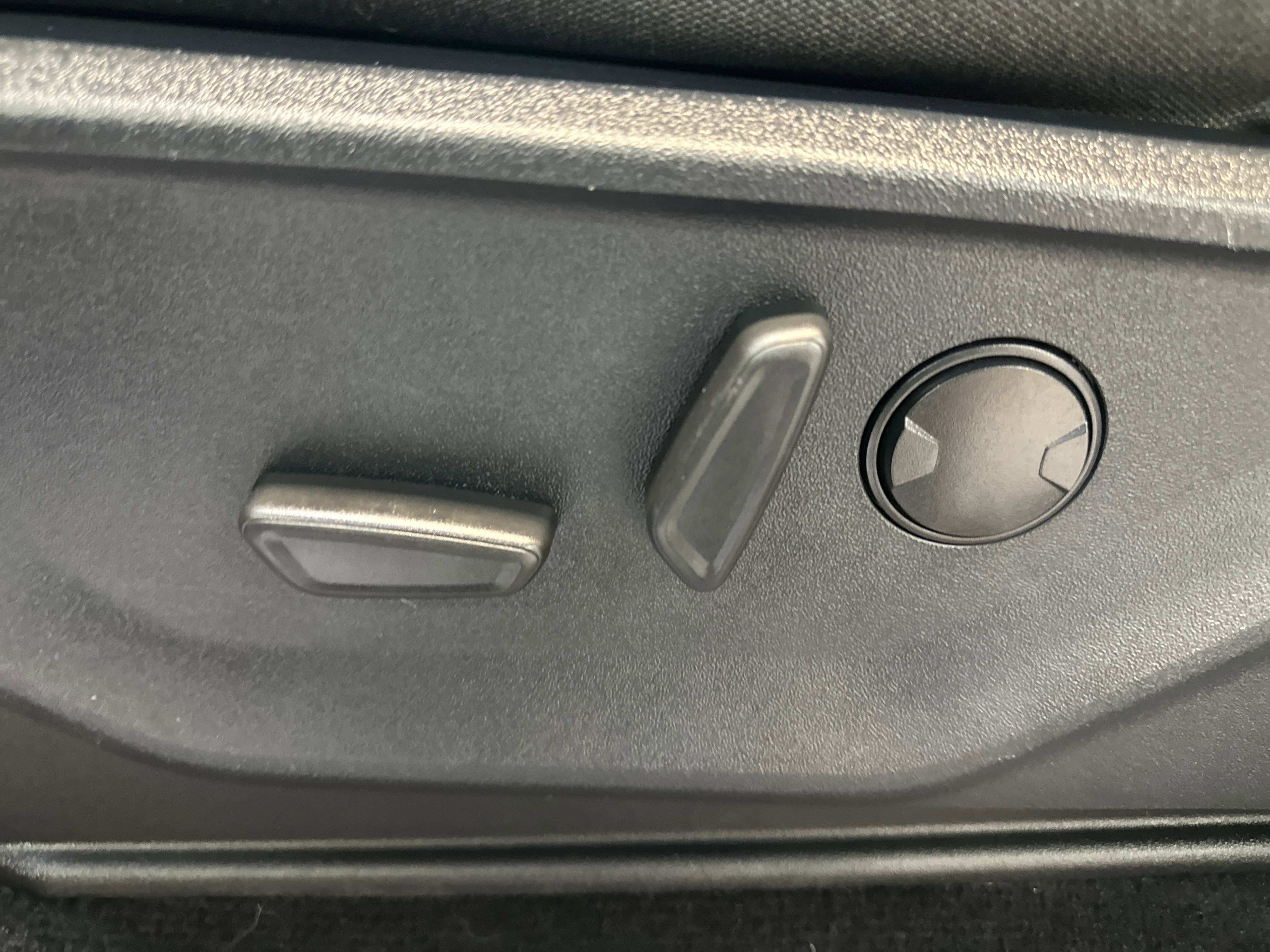 Used 2023 Ford F150 XLT w/ Equipment Group 302A High image 25