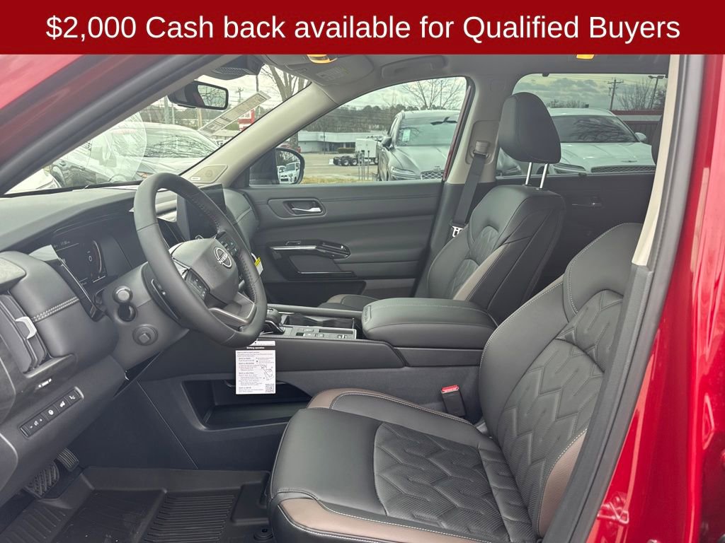 New 2026 Nissan Pathfinder Platinum image 10