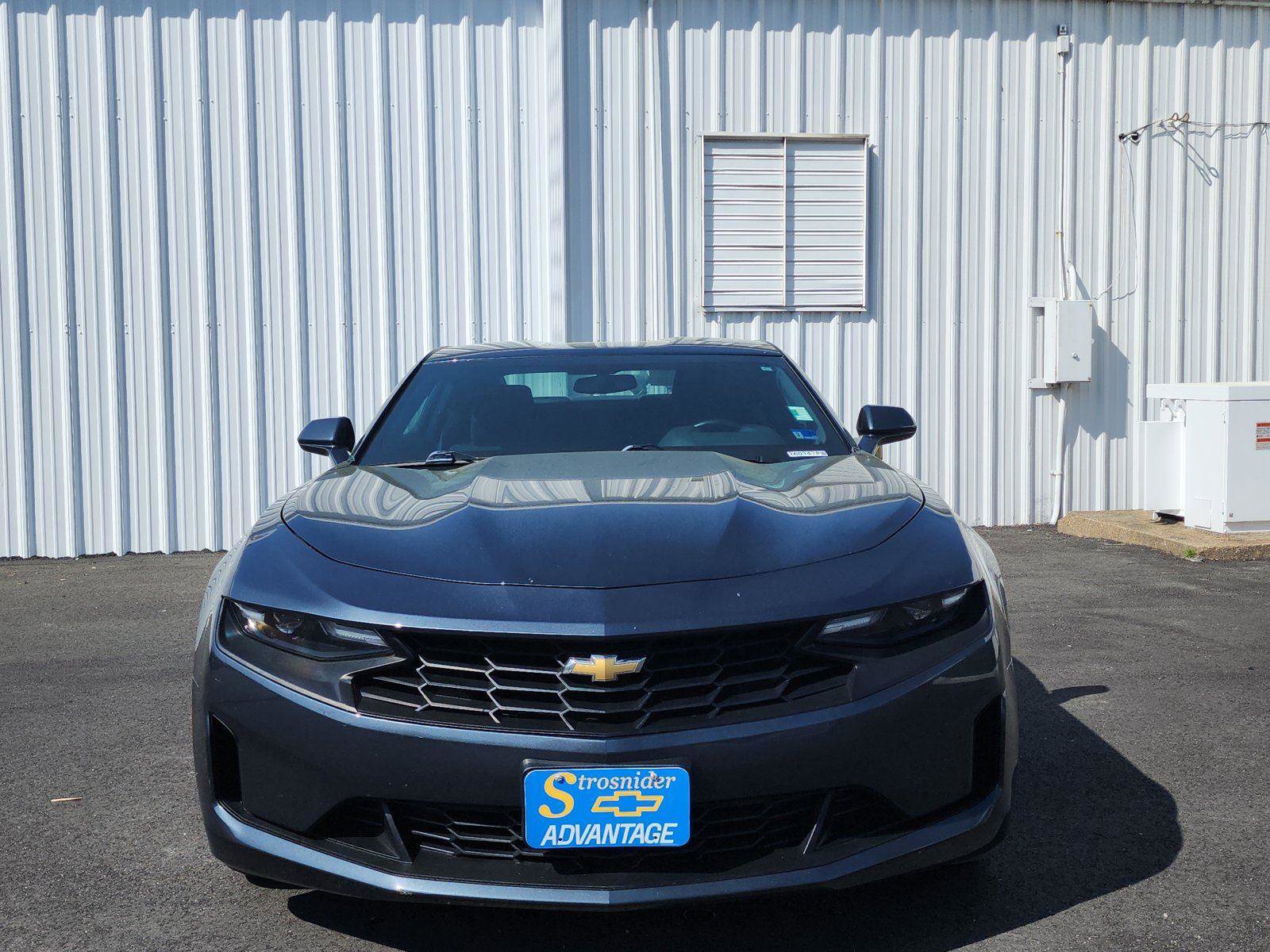 Used 2019 Chevrolet Camaro LT w/ Technology Package image 8