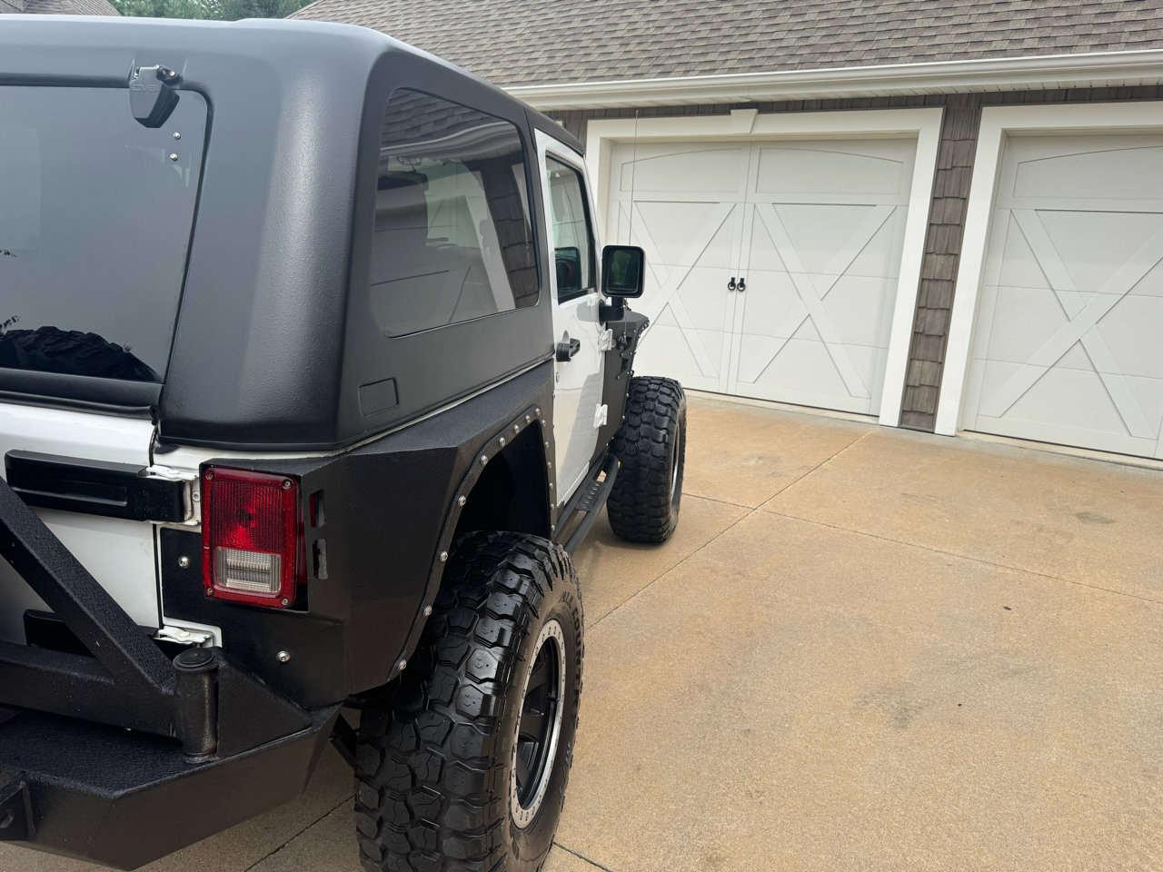 Used 2017 Jeep Wrangler Rubicon w/ Power Convenience Group image 33