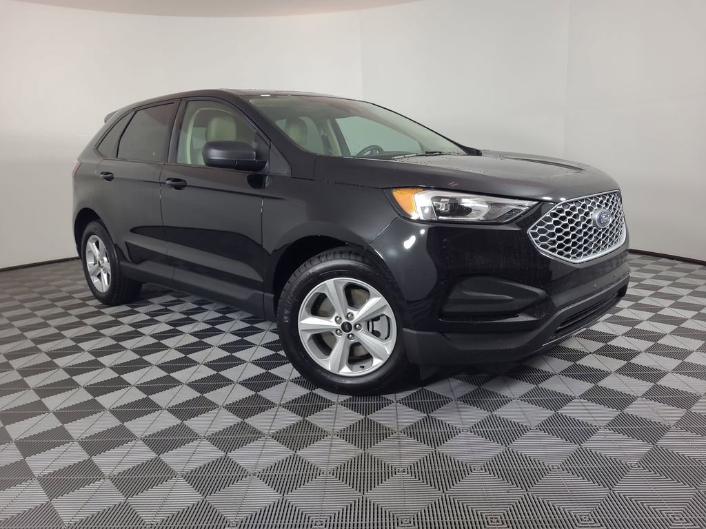 Used 2024 Ford Edge SE