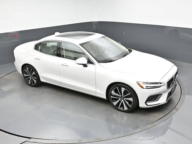 Used 2023 Volvo S60 B5 Ultimate w/ Climate Package FWD image 18