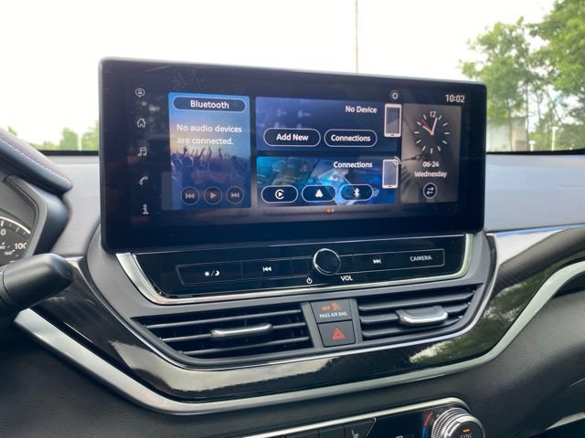 Certified 2025 Nissan Altima 2.5 SR w/ SR Premium Package AWD/4WD image 10