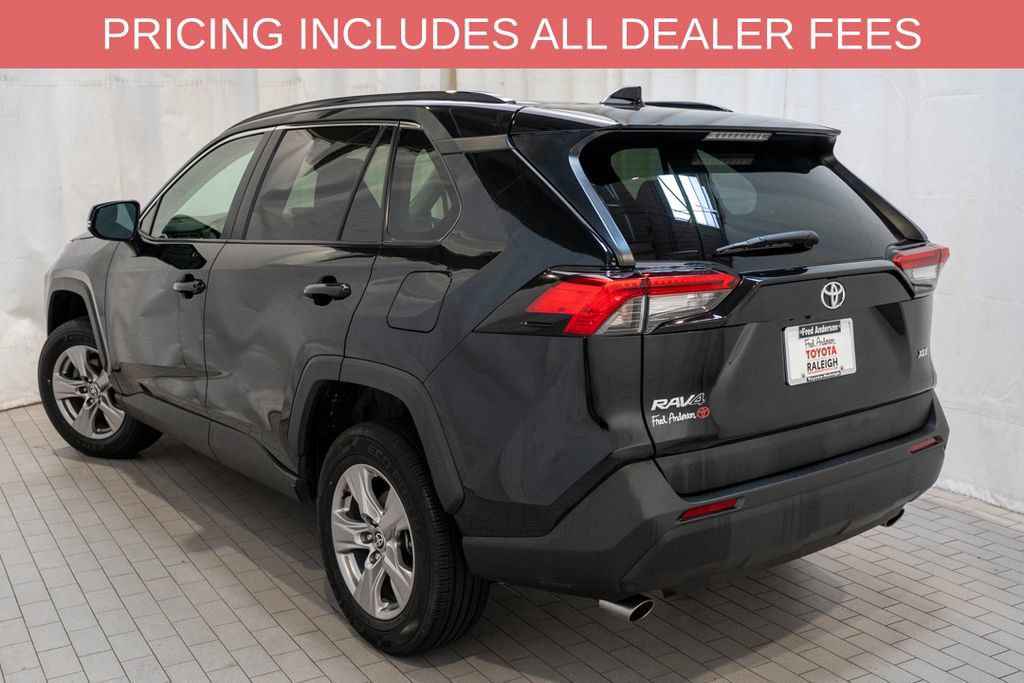 Used 2024 Toyota RAV4 XLE FWD image 3