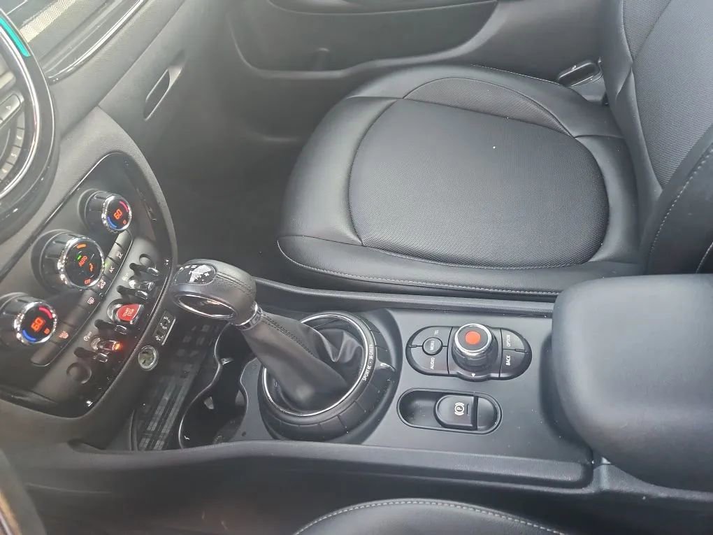 Used 2016 MINI Cooper Clubman image 33