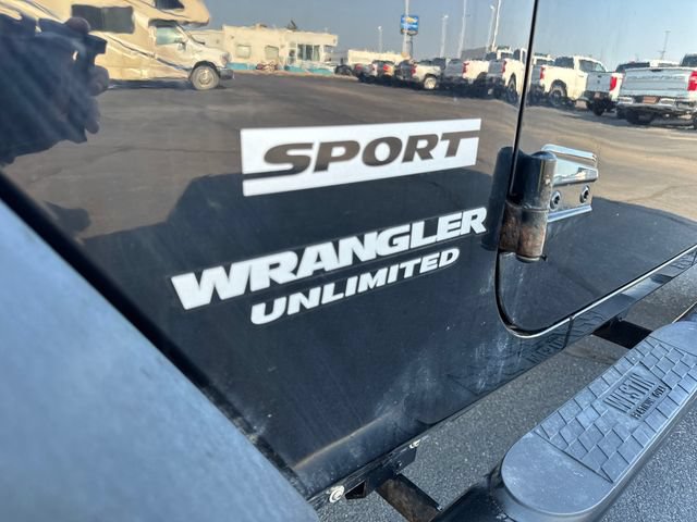 Used 2015 Jeep Wrangler Unlimited Sport w/ Quick Order Package 24S AWD/4WD image 32