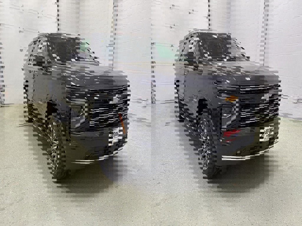 New 2026 Chevrolet Suburban High Country w/ Sun And Tow Package image 2