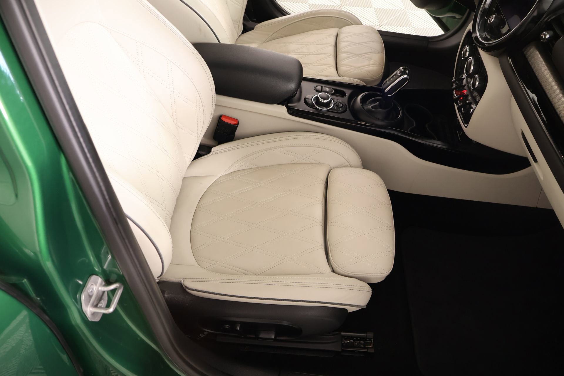 Used 2022 MINI Cooper Clubman S FWD image 14