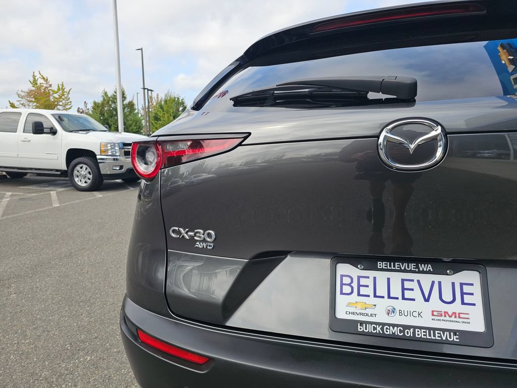 Used 2022 MAZDA CX-30 AWD 2.5 S w/ Premium Package image 17