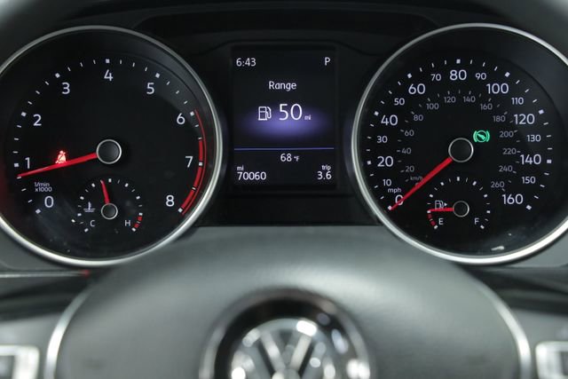 Used 2019 Volkswagen Tiguan S image 14