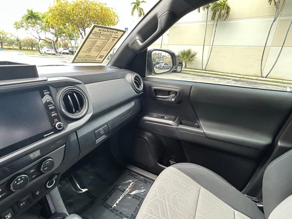 Used 2021 Toyota Tacoma TRD Off-Road image 31